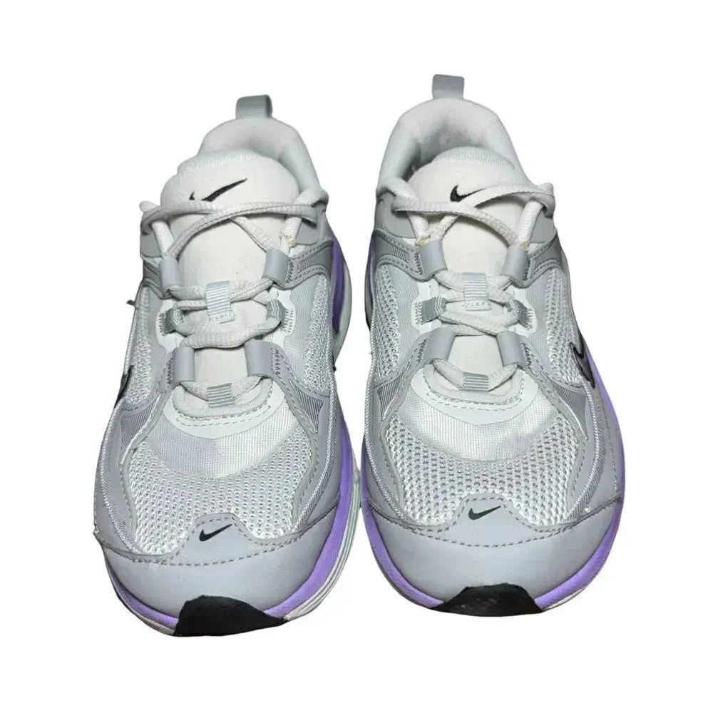 Nike Air Max Bliss Photon Dust Metallic Silver Womens Running Sneaker size 5.5